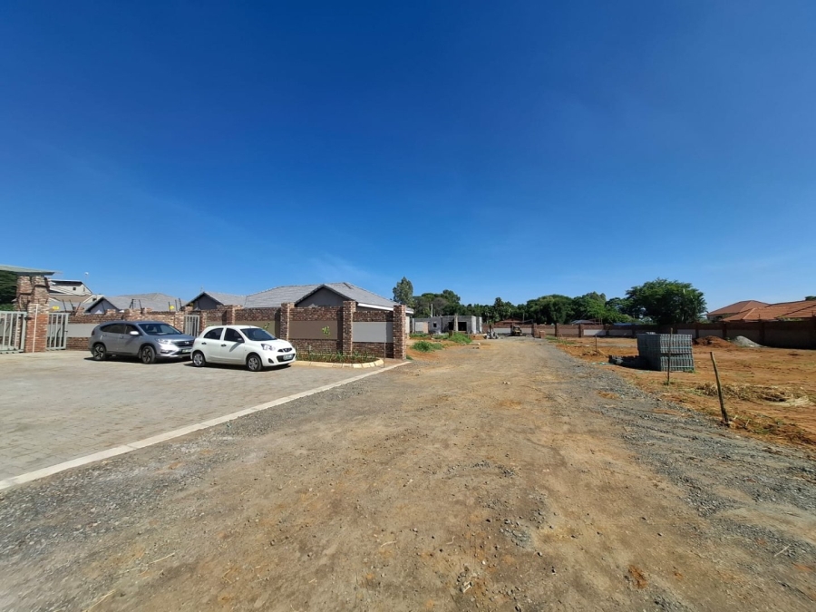 3 Bedroom Property for Sale in Waterval East North West